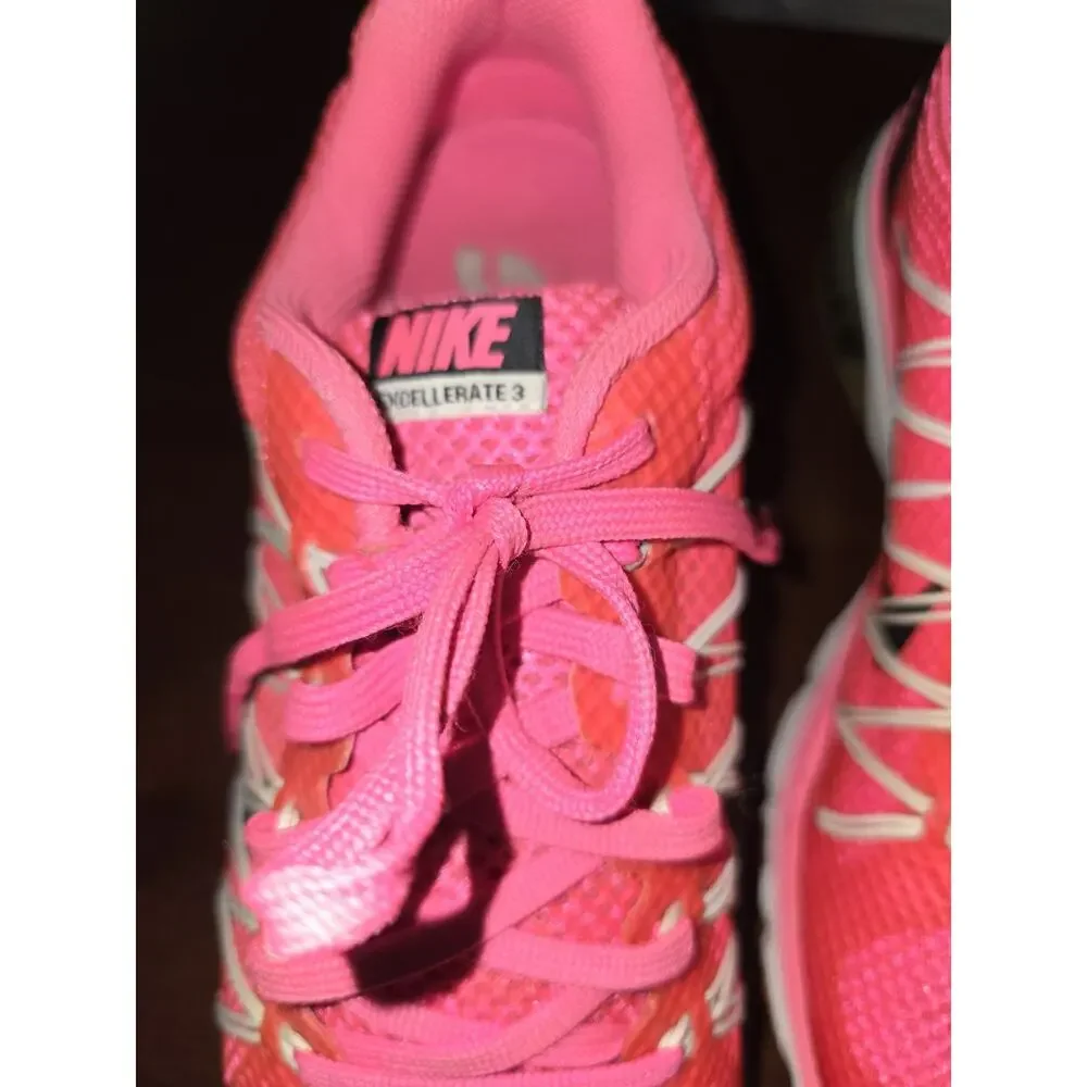 Nike Excellerate 3 Size 8.5, Airmax Women's Pink And Black